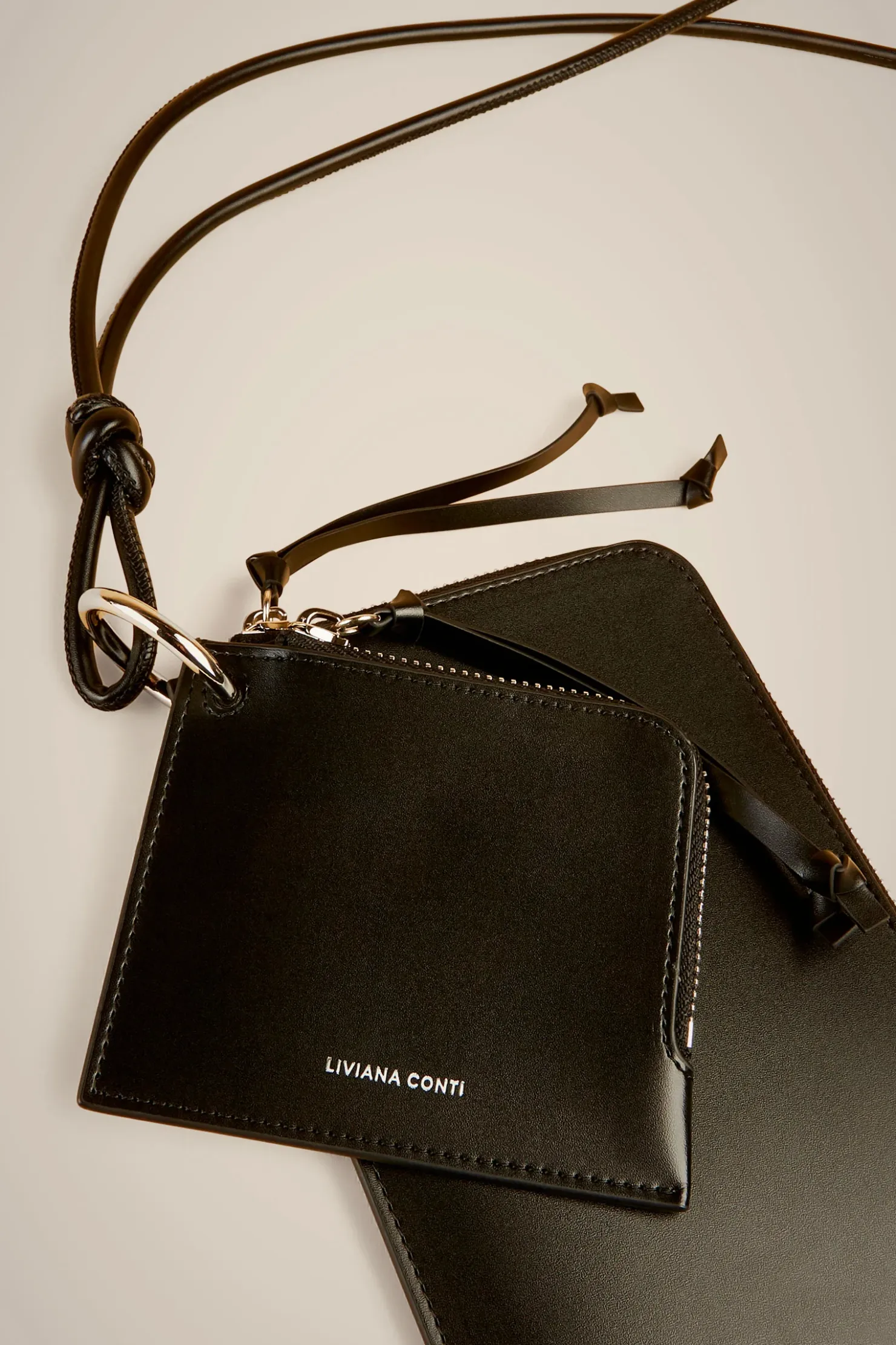 Double Pouch-Liviana conti Online